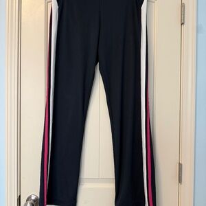 Nike Women’s Low Rise Athletic‎ Pants Size L(12-14)